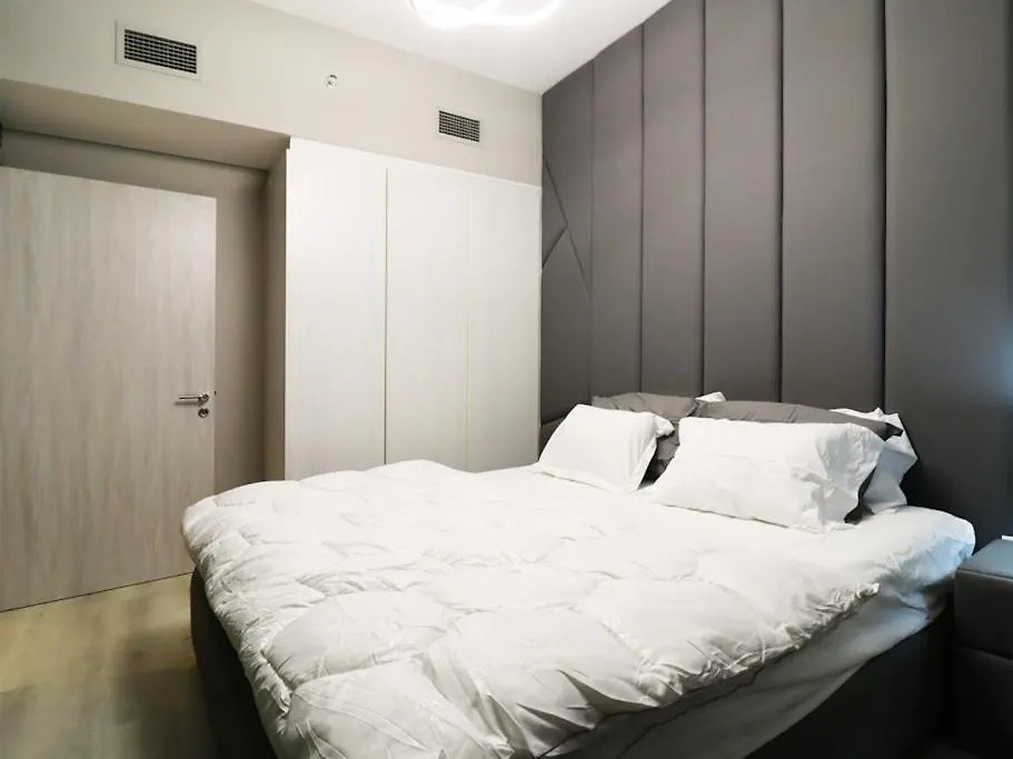 Brand New 1 Bed With Canal View At Zada Tower Business Bay Apartment Dubai